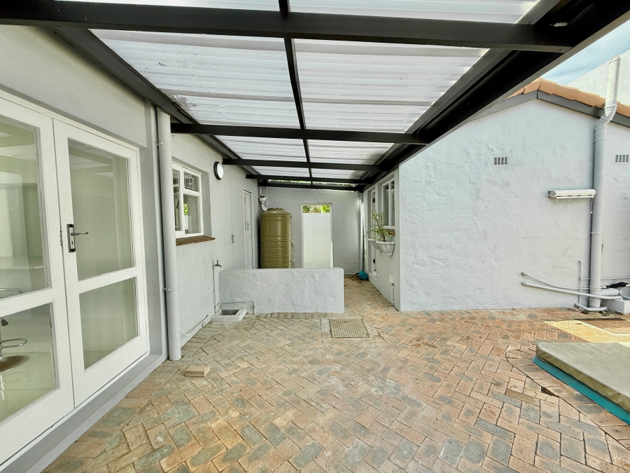 3 Bedroom Property for Sale in Table View Western Cape